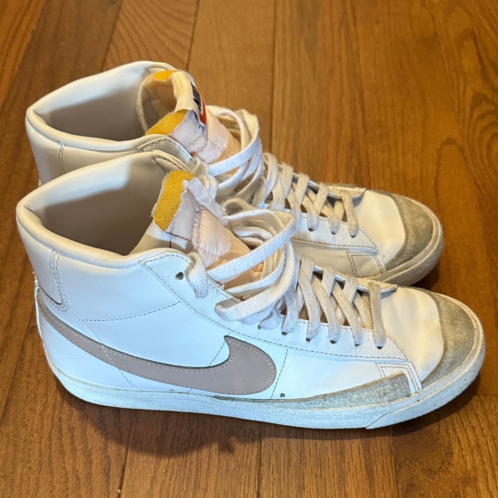 Nike Blazers, White and Gray High-Tops
